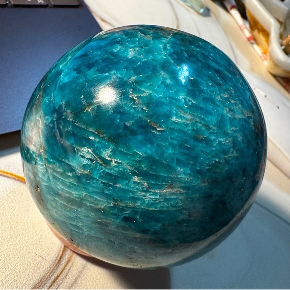 Blue bright blue apatite sphere, high quality, shiny polish. Weight over 2 lb